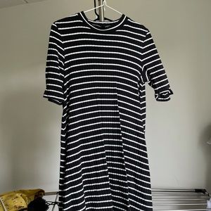 Uniqlo dress